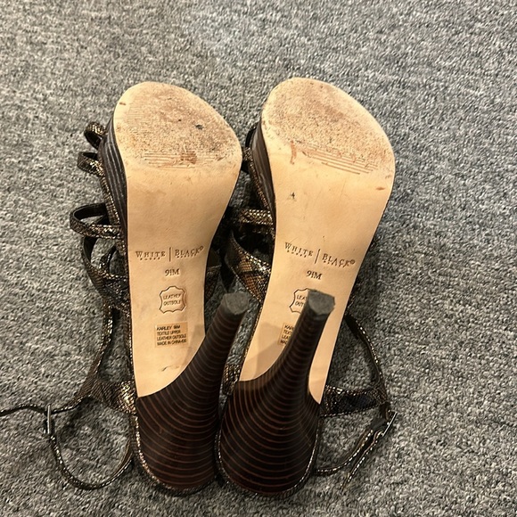 Brown/Gold White House Black Market heals. - Picture 4 of 5